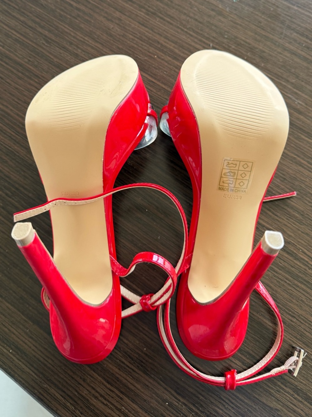 Red Patent platform heels size 39/8.5 - Picture 2 of 4